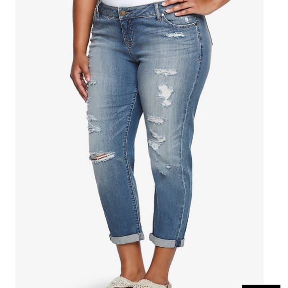 torrid Denim - Torrid Mid-Rise Ex-Boyfriend Distressed Jean SZ 16